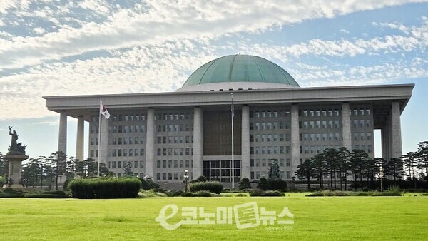여가위, <b>원민경</b> 후보자 <b>청문회</b> 확정… '여가부 존치 논란' <b>쟁점</b> 부상